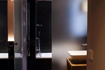 ホテル ベスト ウェスタン プラス カルチェ ラタン パンテオン パリ