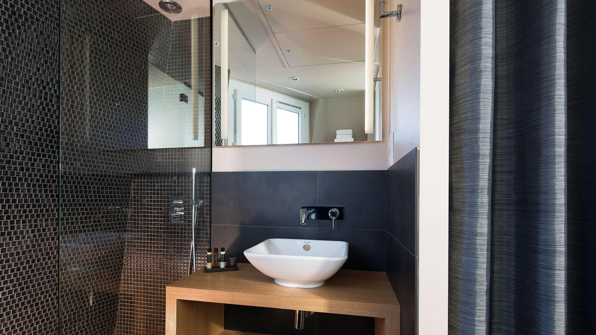 Best Western Quartier Latin Pantheon Paris 3*,